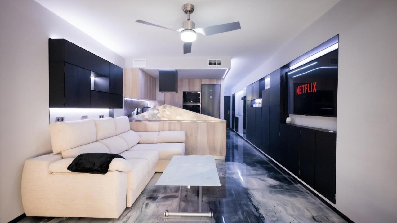 La Farola - Luxury Domotic Flat In Puerto Deportivo Apartment มาร์เบยา ภายนอก รูปภาพ
