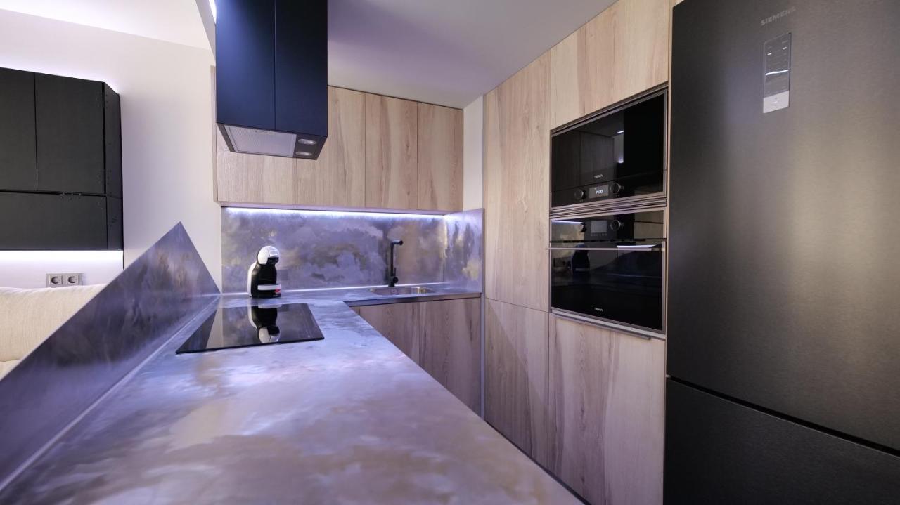 La Farola - Luxury Domotic Flat In Puerto Deportivo Apartment มาร์เบยา ภายนอก รูปภาพ
