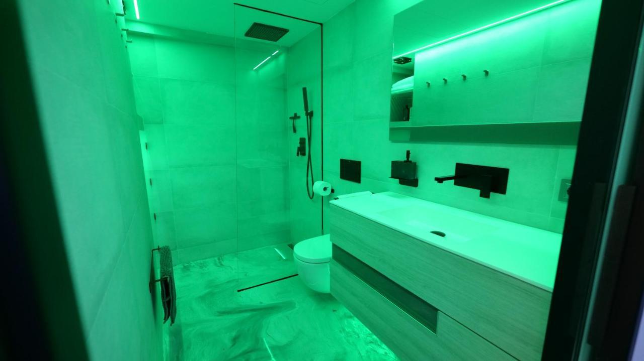 La Farola - Luxury Domotic Flat In Puerto Deportivo Apartment มาร์เบยา ภายนอก รูปภาพ