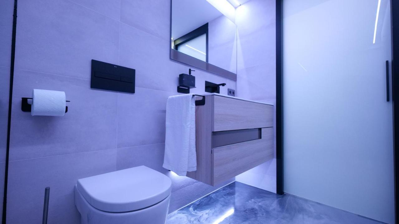 La Farola - Luxury Domotic Flat In Puerto Deportivo Apartment มาร์เบยา ภายนอก รูปภาพ